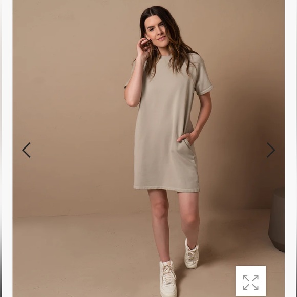 Freedom Company Short Sleeve Sweatshirt Dress Pockets XS Taupe Made in USA - Picture 1 of 7